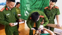 Ngày nghỉ cuối tuần làm nhiều việc tốt, phục vụ người dân