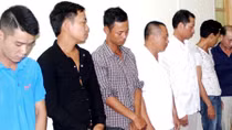 Chiếu bạc "tại gia" thu hồ 200 nghìn/người