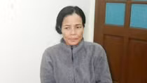 Con nợ tiền tỷ "sắm vai" chủ trang trại nuôi gà