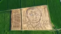 Bức chân dung khổng lồ