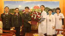 Báo CAND chúc mừng Ngày Thầy thuốc Việt Nam