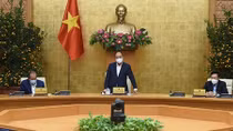 Thủ tướng yêu cầu nhanh chóng tiêm chủng, gỡ ngay ách tắc lưu thông hàng hóa