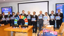 Việt Nam kêu gọi ASEAN tăng cường đoàn kết, đóng vai trò trung tâm