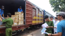 Bóc trần nhiều thủ đoạn buôn lậu tinh vi