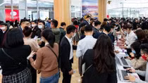 Hàng nghìn khách hàng háo hức tham quan căn hộ mẫu dòng Ruby của Vinhomes