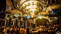 Vì sao quán bar vừa khai trương đã thành tro bụi?