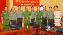 Khẩn trương hoàn thiện Nghị quyết về chiến lược xây dựng văn bản quy phạm pháp luật về ANTT