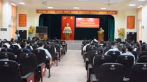 Tập huấn kiến thức quân sự, quốc phòng cho phóng viên báo chí
