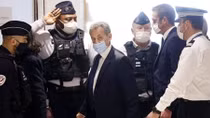 Cựu Tổng thống Pháp Sarkozy bị phạt 3 năm tù 