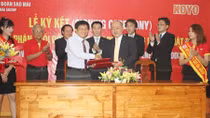 Tập đoàn Sao Mai ký kết hợp đồng phân phối độc quyền sản phẩm năng lượng mặt trời