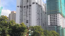 Chủ đầu tư dự án Golden West bịt kín các ô thông sàn, vi phạm trật tự xây dựng