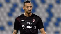 Ibrahimovic lại vướng bê bối tình ái
