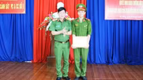 Chiến sĩ Công an dũng cảm cứu thai phụ đuối nước