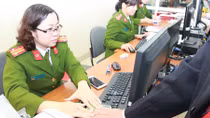Cận cảnh một buổi cấp, đổi thẻ căn cước công dân tại Hà Nội