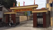 Trung úy Công an giúp người bị tai nạn đi cấp cứu kịp thời