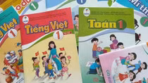 Lựa chọn sách giáo khoa: Cả tỉnh chọn một bộ sách - có bất thường?
