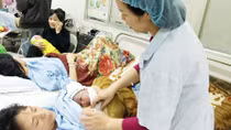 Tự sinh con tại nhà: Rất nguy hiểm và phản khoa học