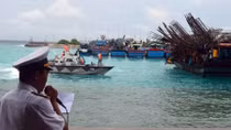 Gần 200 tàu cá và hơn 1.700 ngư dân vào Trường Sa tránh bão Khannun