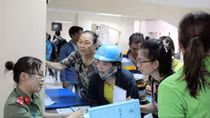 Hết lòng phục vụ nhân dân là cách tốt nhất để hoàn thiện mình