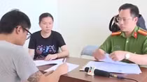 Đường dây giả danh Cảnh sát lừa hơn 10 tỷ đồng