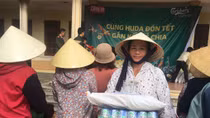 Hàng nghìn suất quà đến với đồng bào vùng lũ miền Trung