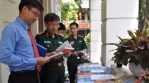 15 tác phẩm đoạt giải “Những tấm gương bình dị mà cao quý”