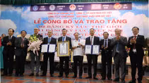 Trao 2 Kỷ lục Thế giới và 11 kỷ lục Việt Nam cho Gốm Đất Việt