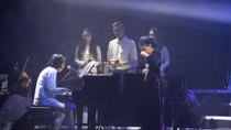 Khánh Ly bật khóc trong Live concert in Sài Gòn 