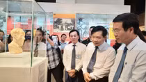 Bảo tàng Hồ Chí Minh khai mạc triển lãm chào mừng 130 năm ngày sinh của Bác