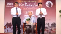“Kỳ nhân tiền cổ Hà thành” nhận Giải thưởng Bùi Xuân Phái