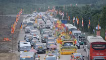 400 xe hoa diễu hành và lễ tắm Phật lớn nhất chào mừng Vesak 2019