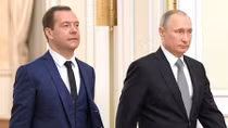 Tổng thống Nga Putin đề cử ông Medvedev giữ cương vị Thủ tướng 