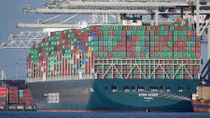 "Số phận" của 18.000 container trên tàu Ever Given sẽ ra sao?