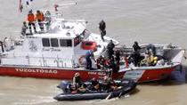Vụ đắm thuyền trên sông Danube: Hungary ra lệnh bắt giữ một thuyền trưởng 
