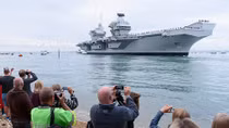 Ra mắt chiến hạm "xịn" nhất nước Anh HMS Queen Elizabeth
