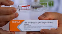 Trung Quốc cam kết tặng Philippines nửa triệu liều vaccine COVID