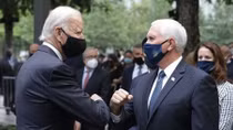Ông Pence "nhắc khéo" Tổng thống đắc cử về "cái giá của sự tự do"