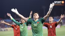 Đường dây nóng hỗ trợ cổ động viên Việt Nam tại Malaysia