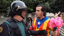 Vén bức màn “đòi rũ áo ra đi” của xứ Catalonia