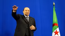 Tổng thống từ chức, Algeria tổ chức bầu cử sớm