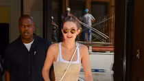 Thiên thần Gigi Hadid thả dáng tại New York 