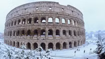 Thành Rome hóa cổ tích sau trận tuyết kỷ lục 
