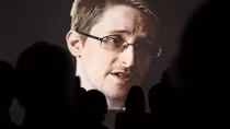 Cựu điệp viên Mỹ Edward Snowden lần đầu tiết lộ về cuộc sống ở Nga 