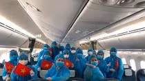 Tiếp tục đưa 340 công dân từ Anh về nước 