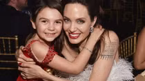 Angelina Jolie đẹp không góc chết tại gala Critics’ Choice Awards