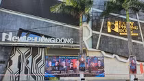Thêm 3 người mắc COVID-19 liên quan đến quán bar New Phương Đông