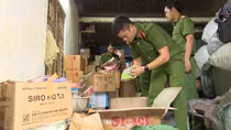 Phát hiện kho dược liệu "khủng" chứa tân dược hết hạn
