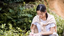 Hoa hậu Lương Thùy Linh kêu gọi chung tay thực hiện “ Đắp đường, xây ước mơ”.