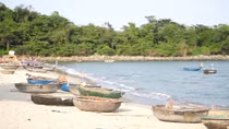Trải nghiệm bình minh trên vịnh Nam Ô bằng thuyền thúng