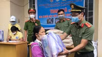 Đà Nẵng hỗ trợ gần 90 nghìn người gặp khó khăn do đại dịch COVID-19 